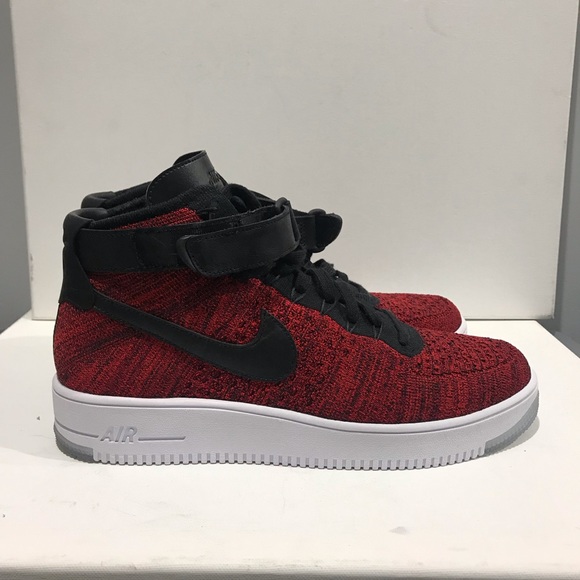 red nike uptowns
